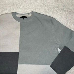 Spao For Men Colorblock Blue Tones Sweater size Medium Womens Medium-Extra Large